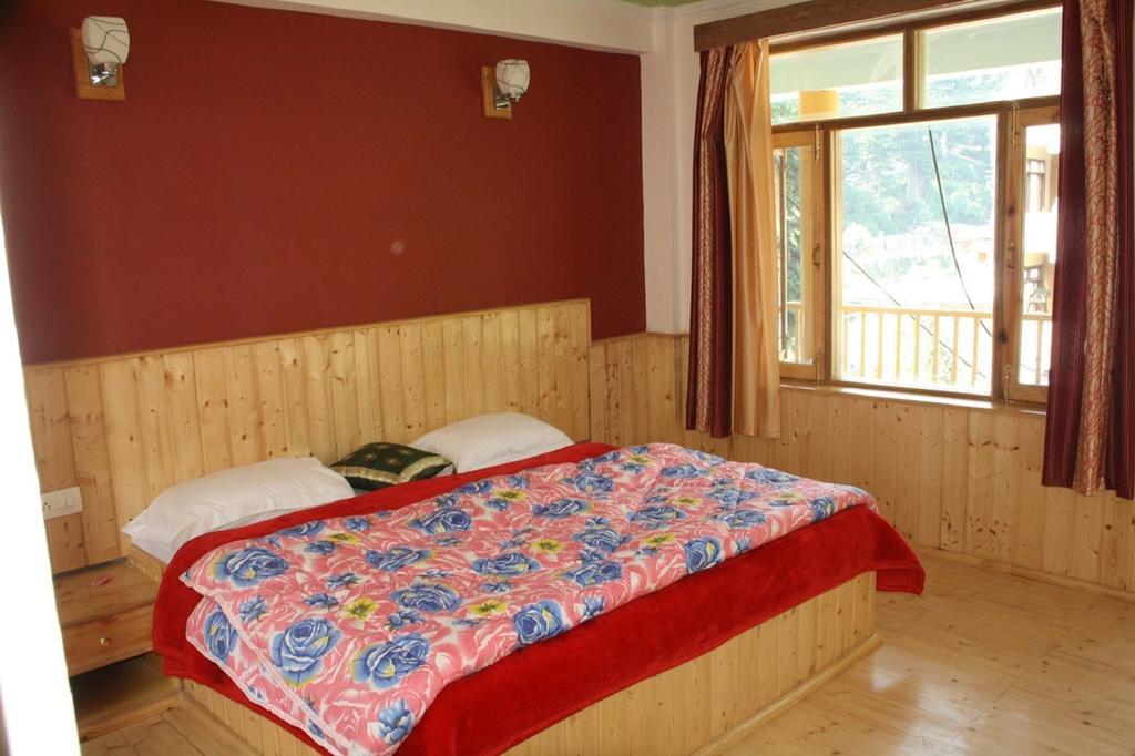 Suraj Cottage Manali Room photo